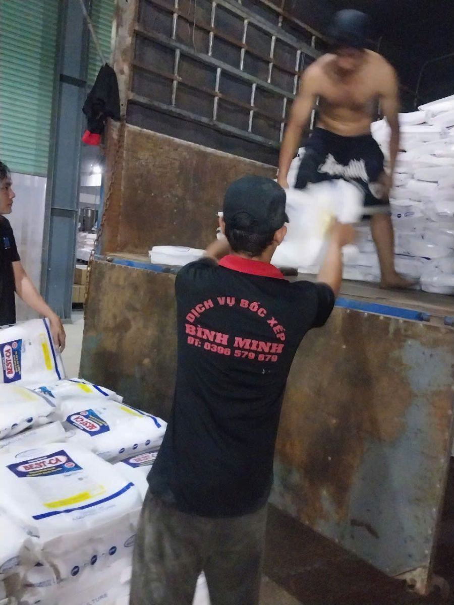 bốc xếp hàng hoá tại long an