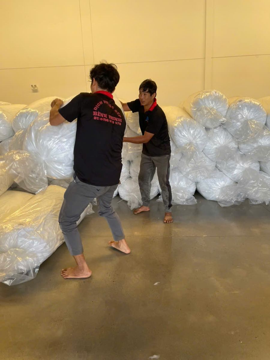 Cho thuê nhân lực bốc xếp Bình Dương dài hạn