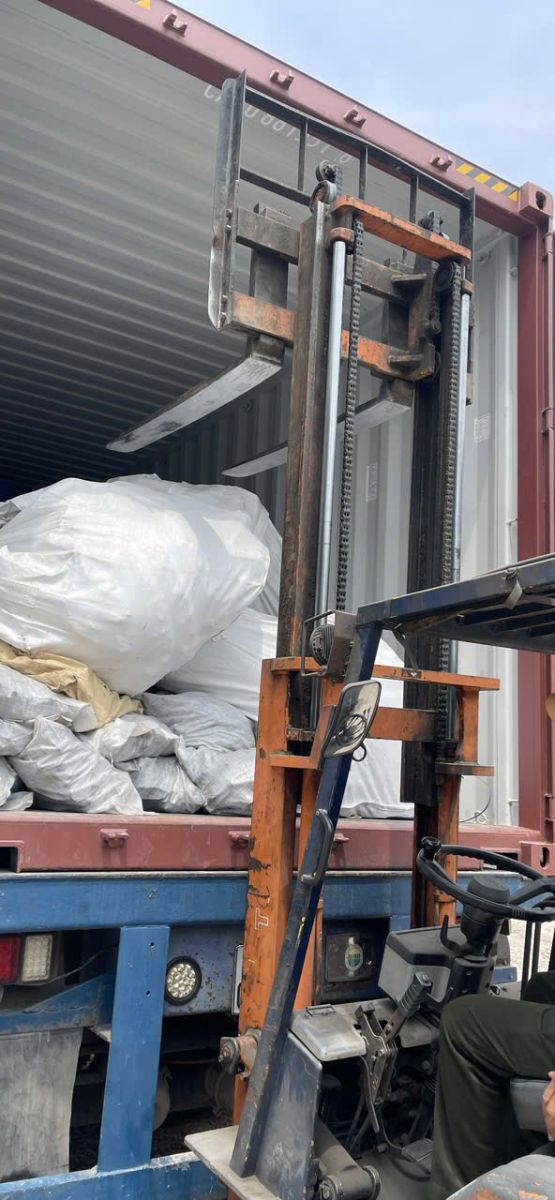 Bốc Xếp Hàng Hoá Tại Tân Uyên Bình Dương